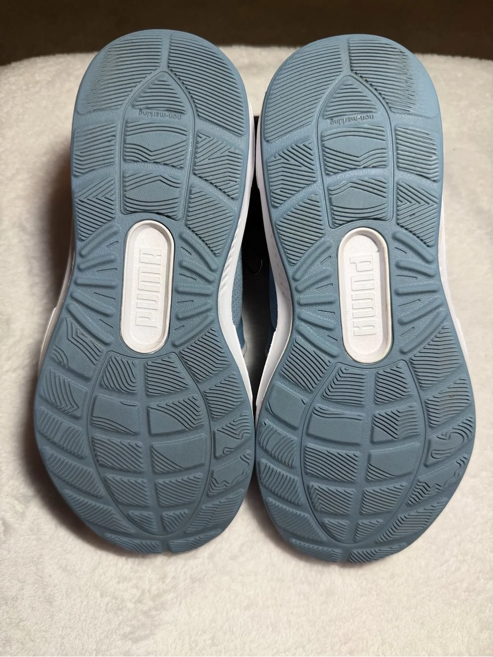 Puma lightweight kids
